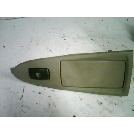 Interrupteur de leve vitre arriere gauche FIAT CROMA 2 Photo n°1
