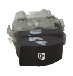 Interrupteur de leve vitre arriere gauche RENAULT SCENIC 2 Photo n°1