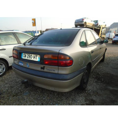 Moteur essuie glace arriere RENAULT LAGUNA 1 Photo n°6