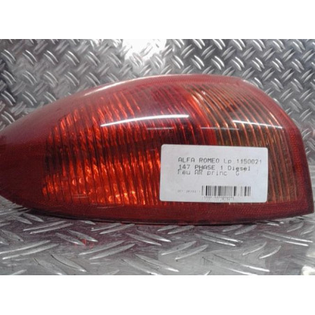 Feu arriere principal gauche (feux) ALFA ROMEO 147 Photo n°1