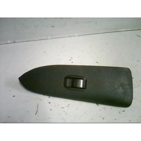 Interrupteur de leve vitre avant droit MAZDA 626 4 Photo n°1