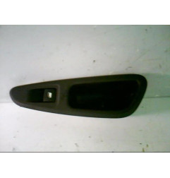 Interrupteur de leve vitre arriere droit PEUGEOT 308 1 Photo n°1