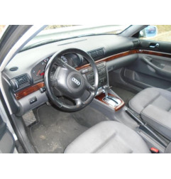 Verin de coffre AUDI A4 1 Photo n°8