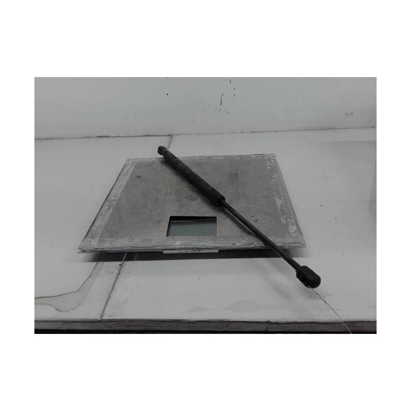 Verin de capot CITROEN C2