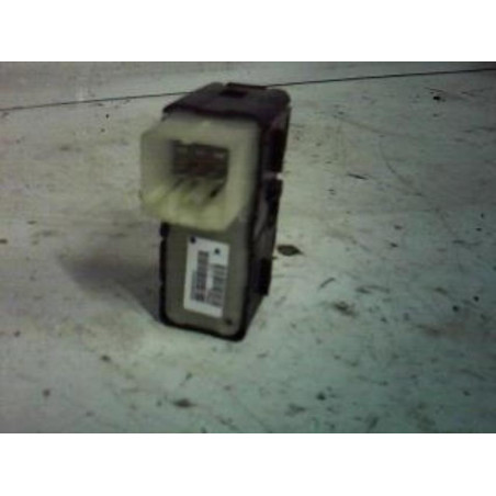 Interrupteur de leve vitre arriere droit DODGE CALIBER