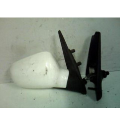 Retroviseur droit SKODA FELICIA