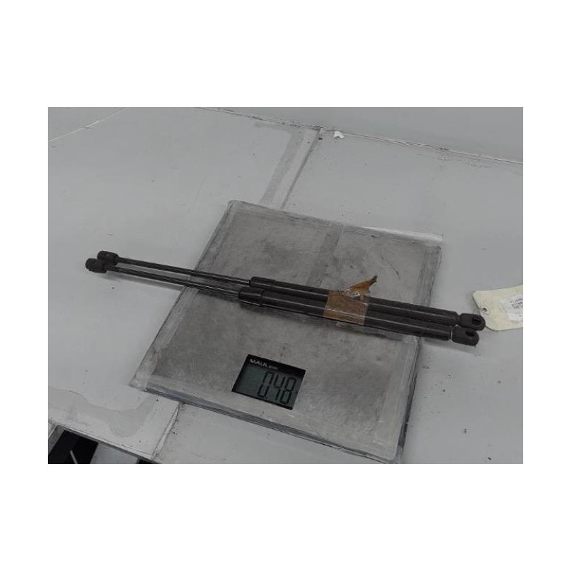 Verin de coffre NISSAN MICRA 3