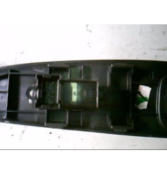 Interrupteur de leve vitre avant droit NISSAN PRIMERA 4