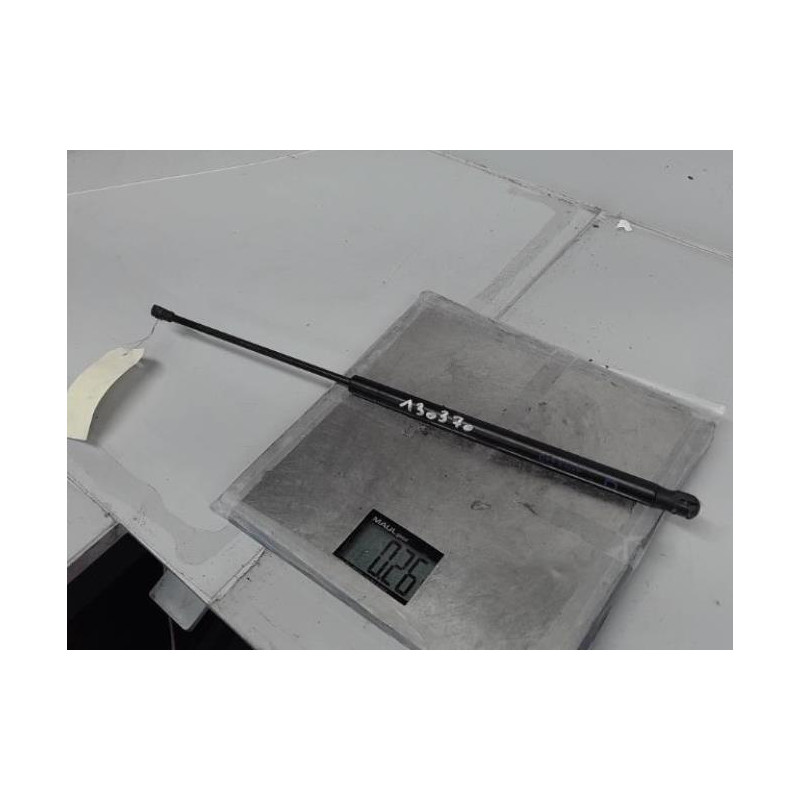 Verin de coffre PEUGEOT 107