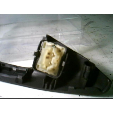 Interrupteur de leve vitre avant droit VOLKSWAGEN GOLF 3