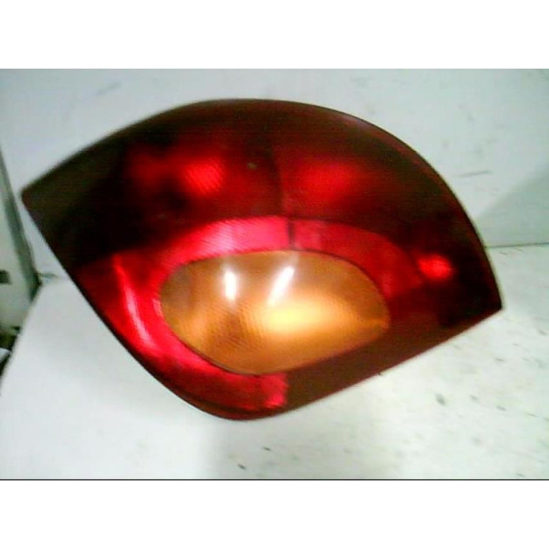 Feu arriere principal gauche (feux) FORD FIESTA 4