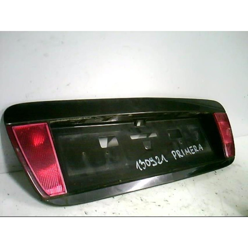 Bandeau de feu malle/hayon NISSAN PRIMERA 3