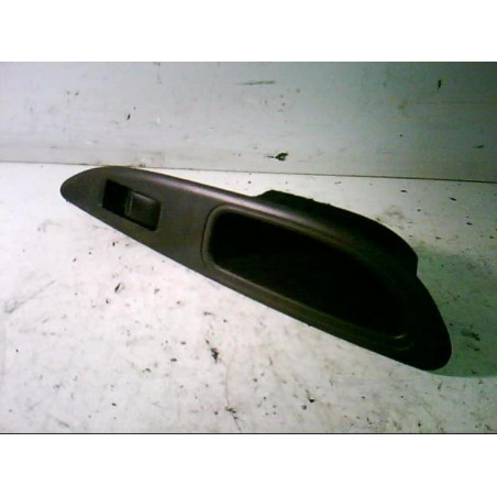 Interrupteur de leve vitre arriere gauche NISSAN PRIMERA 3 Photo n°1