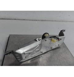 Moteur essuie glace arriere MAZDA 323 6 Photo n°3