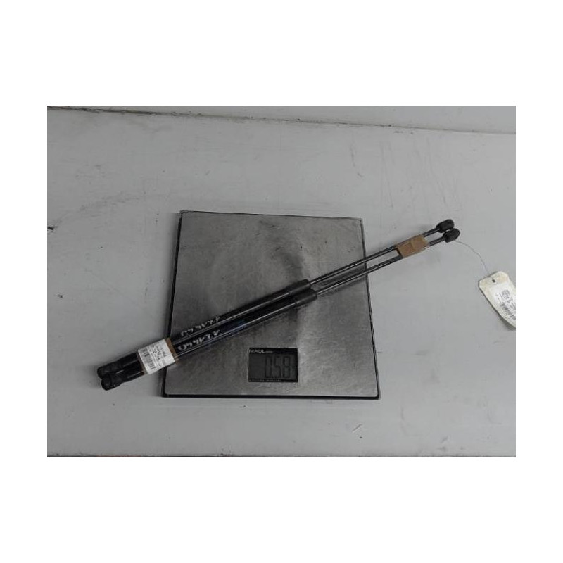 Verin de coffre OPEL CORSA D