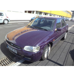 Feu arriere secondaire gauche (feux) FORD ESCORT 6 Photo n°5