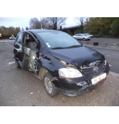 Moteur essuie glace arriere VOLKSWAGEN FOX Photo n°4