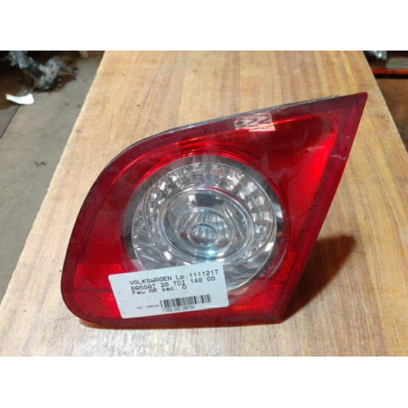 Feu arriere secondaire droit (feux) VOLKSWAGEN PASSAT 5 Photo n°1