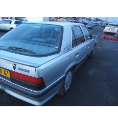 Verin de coffre RENAULT R25 Photo n°6