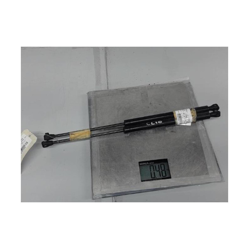 Verin de coffre RENAULT CLIO 1