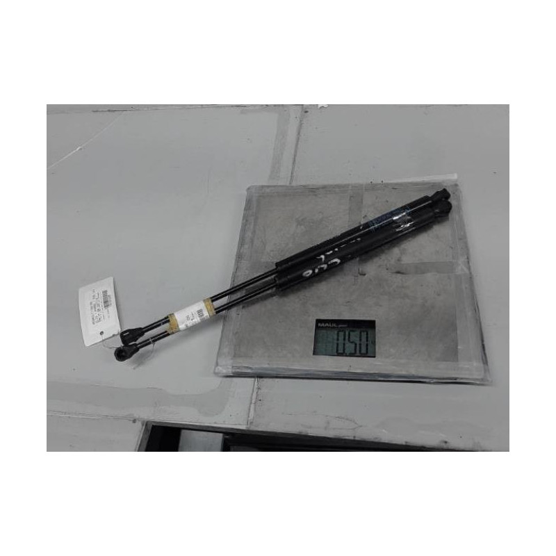 Verin de coffre RENAULT CLIO 1