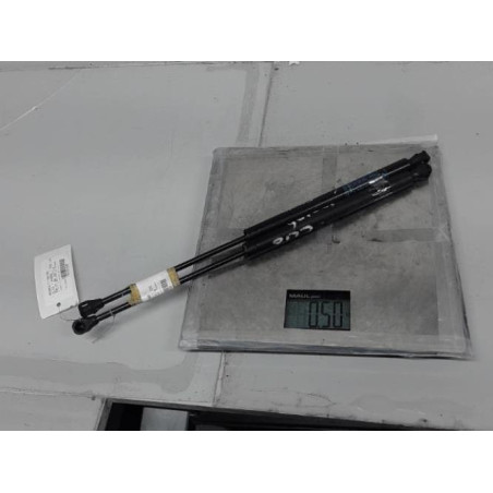 Verin de coffre RENAULT CLIO 1 Photo n°1