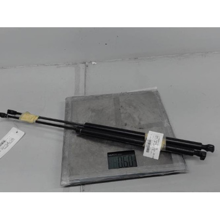 Verin de coffre CITROEN SAXO