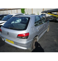 Verin de capot PEUGEOT 306 Photo n°5