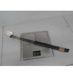 Verin de coffre FORD FIESTA 5 Photo n°1