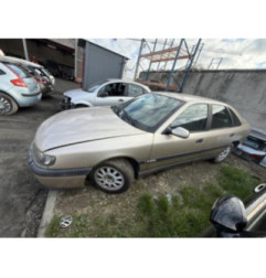 Feu arriere secondaire droit (feux) RENAULT SAFRANE Photo n°12