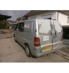 Compresseur clim MERCEDES CLASSE V 638 Photo n°9