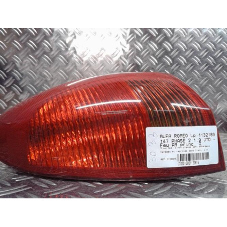 Feu arriere principal gauche (feux) ALFA ROMEO 147 Photo n°1
