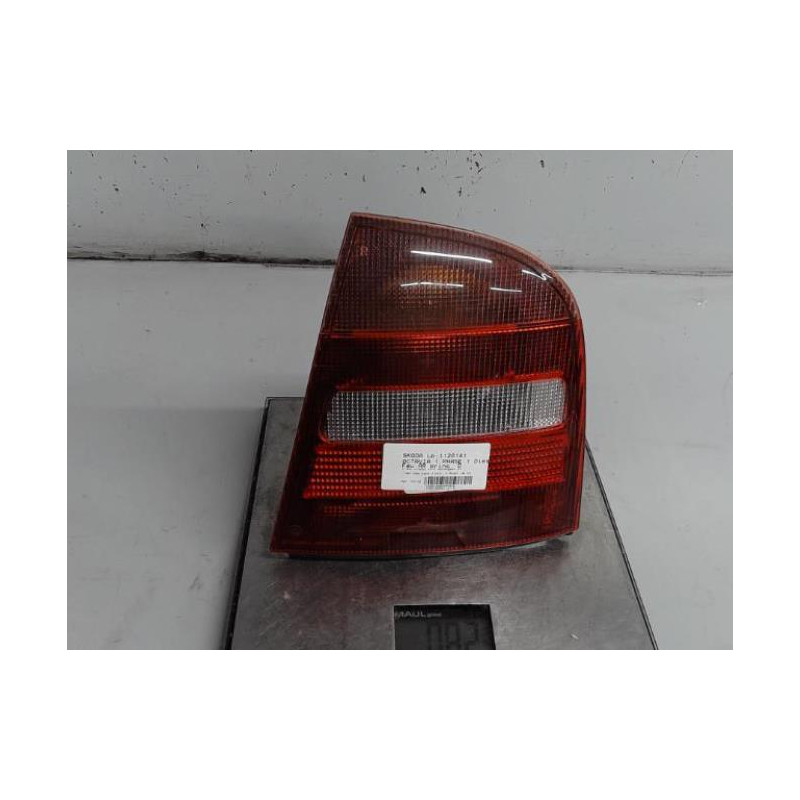 Feu arriere principal droit (feux) SKODA OCTAVIA 1