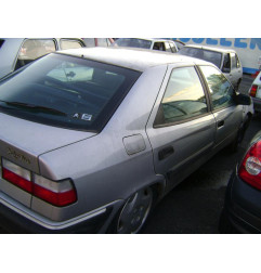 Feu arriere secondaire gauche (feux) CITROEN XANTIA Photo n°8