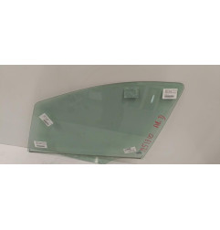 Vitre arriere droit PEUGEOT 208 1 Photo n°1