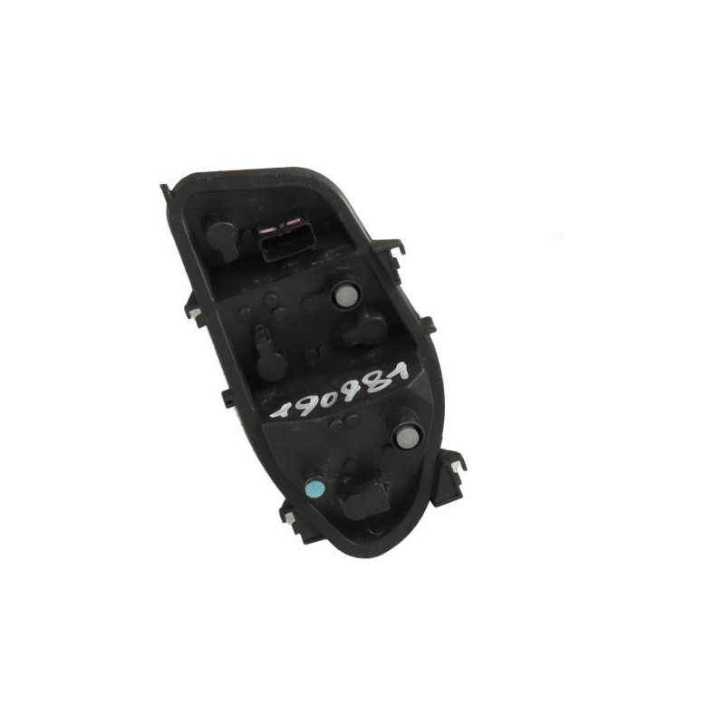 Platine feu arriere droit RENAULT CLIO 3