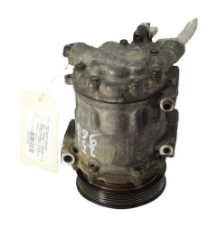 Compresseur clim PEUGEOT 407 Photo n°3