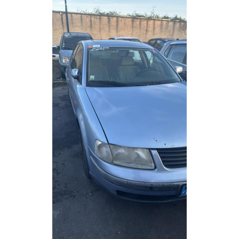 Retroviseur gauche VOLKSWAGEN PASSAT 4