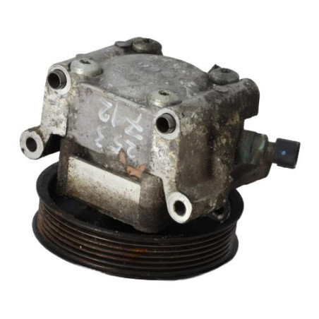 Pompe de direction FORD FOCUS 2