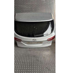 Malle/Hayon arriere HYUNDAI I 40 Photo n°1