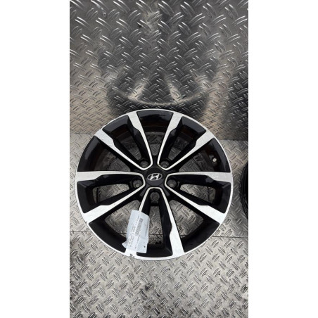 Jante HYUNDAI I 40 Photo n°1