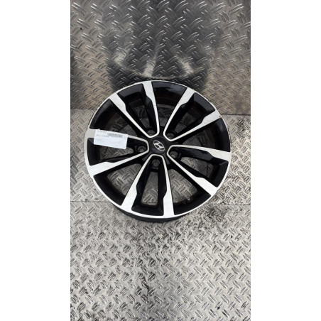 Jante HYUNDAI I 40 Photo n°1
