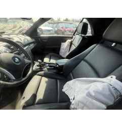 Vitre arriere gauche BMW SERIE 1 E88 Photo n°16