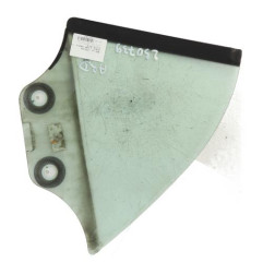 Vitre arriere droit BMW SERIE 1 E88 Photo n°5