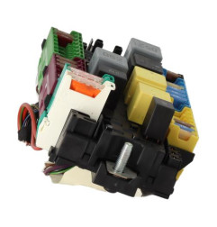 Boitier servitude moteur (BSM) MERCEDES VITO 447 MIXTO Photo n°4