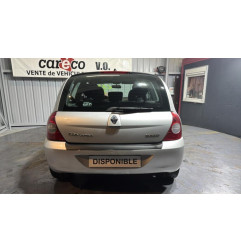 Pare choc arriere RENAULT CLIO 2 CAMPUS Photo n°15