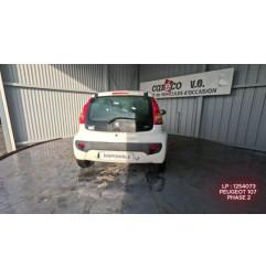 Feu arriere principal droit (feux) PEUGEOT 107 Photo n°18