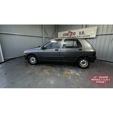 Moteur leve vitre avant droit RENAULT CLIO 1