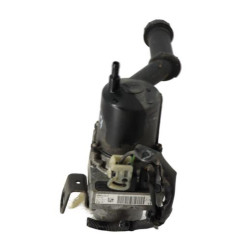 Pompe de direction PEUGEOT 5008 1