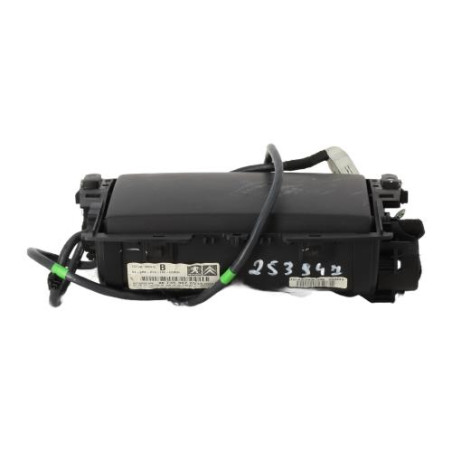 Ecran GPS PEUGEOT 5008 1